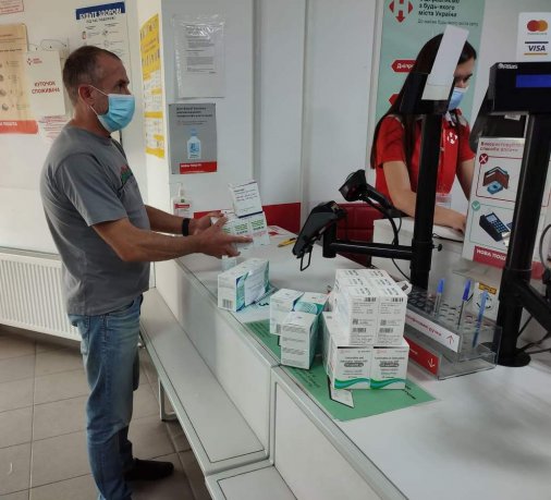 ​У Кропивницькому запрошують людей з ВІЛ замовляти ліки додому